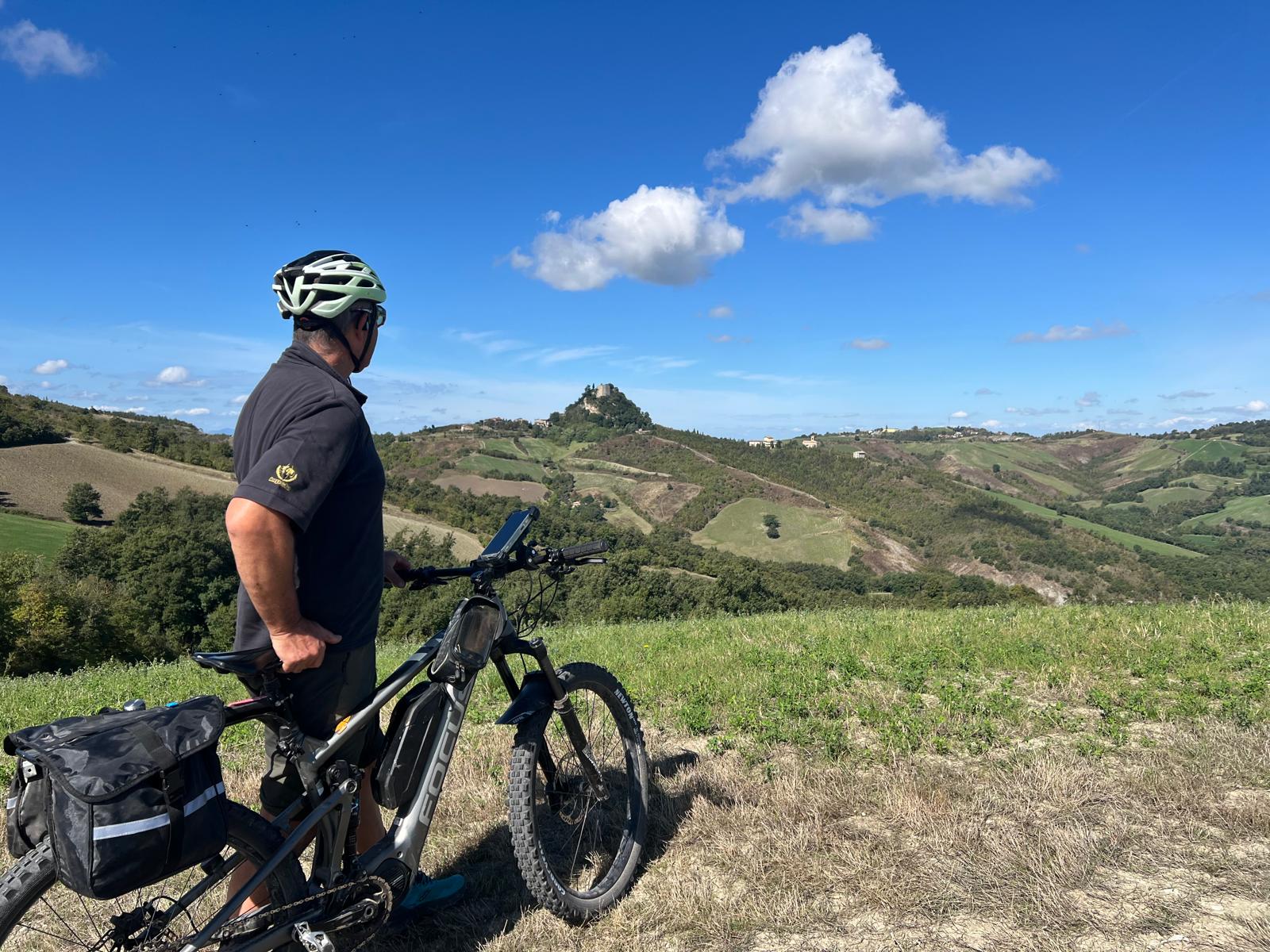 TOUR ENOGASTRONOMICO IN EBIKE