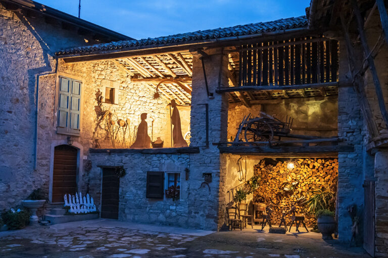 CASTELLO DI CANOSSA I PRESEPI DI BERGOGNO